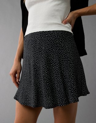 Женские юбки American Eagle AE Stretch High-Waisted Crepe Mini Slip Skirt — фото 5