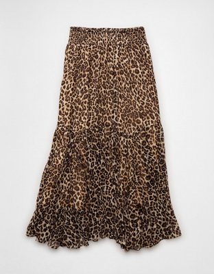 AE Maxi Skirt Bordada con Nido de Abeja con Dobladillo en Pico