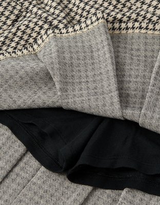 AE It Knit Low-Rise Pleated Plaid Skort