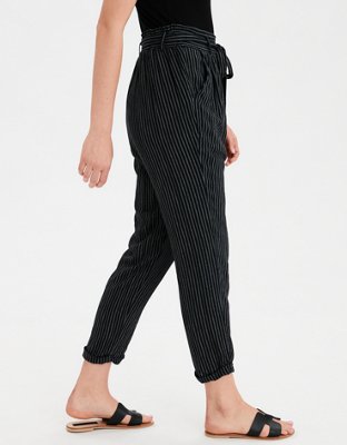 Женские брюки American Eagle AE High-Waisted Belted Tapered Leg Pant — фото 4