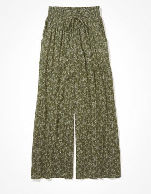 AE High-Waisted Wide Leg Smocked Pant