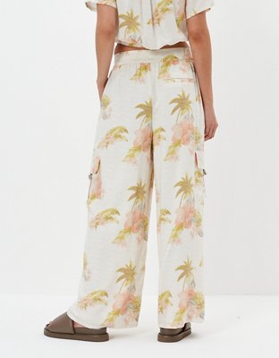AE Super High-Waisted Cargo Wide-Leg Pant