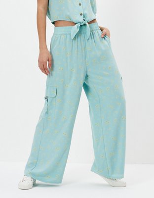 AE Super High-Waisted Cargo Wide-Leg Pant