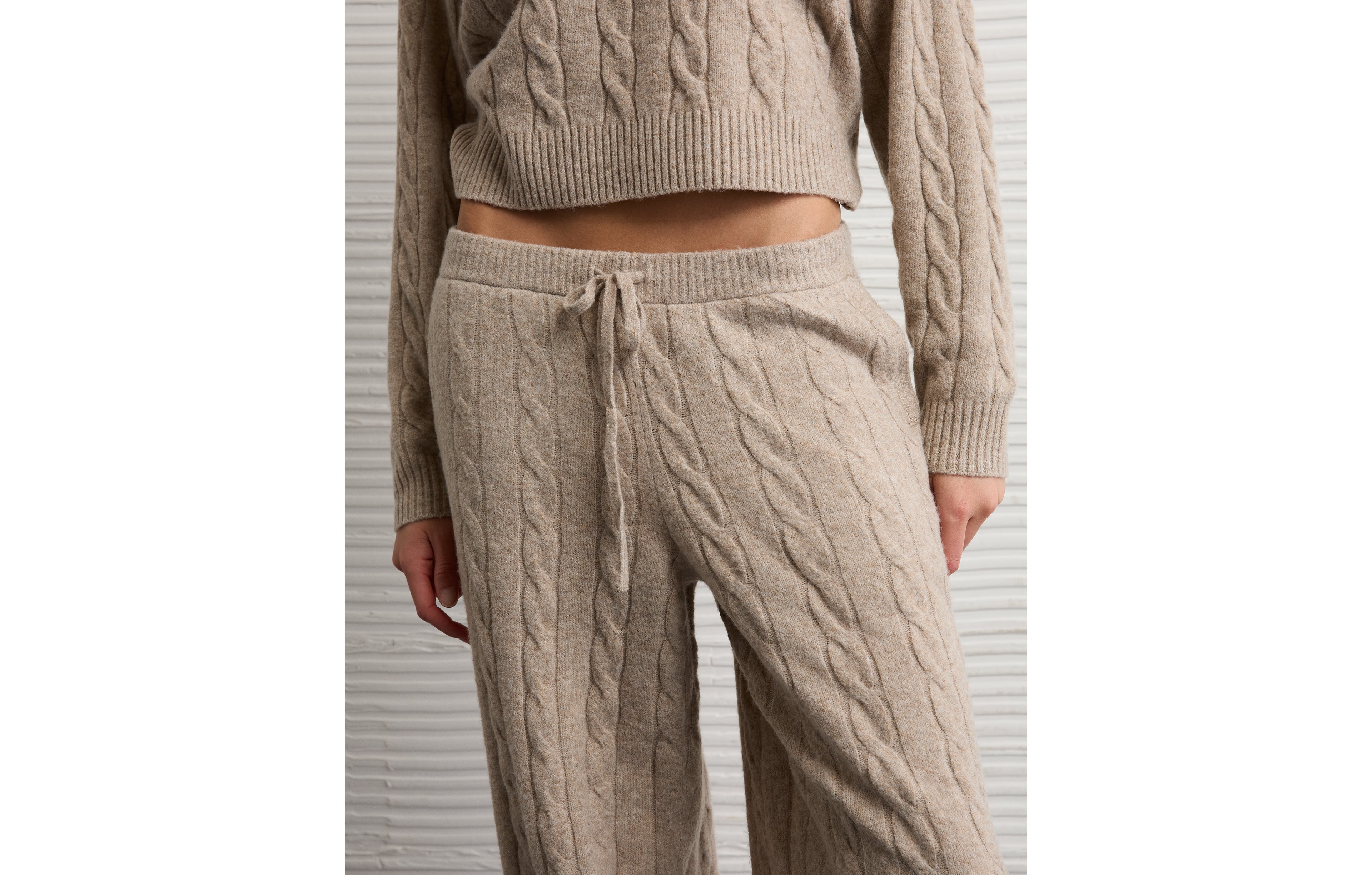 AE Cable Knit Sweatpant