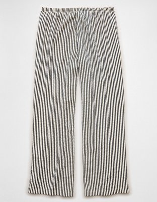 AE Seersucker Wide Leg Easy Pant | American Eagle