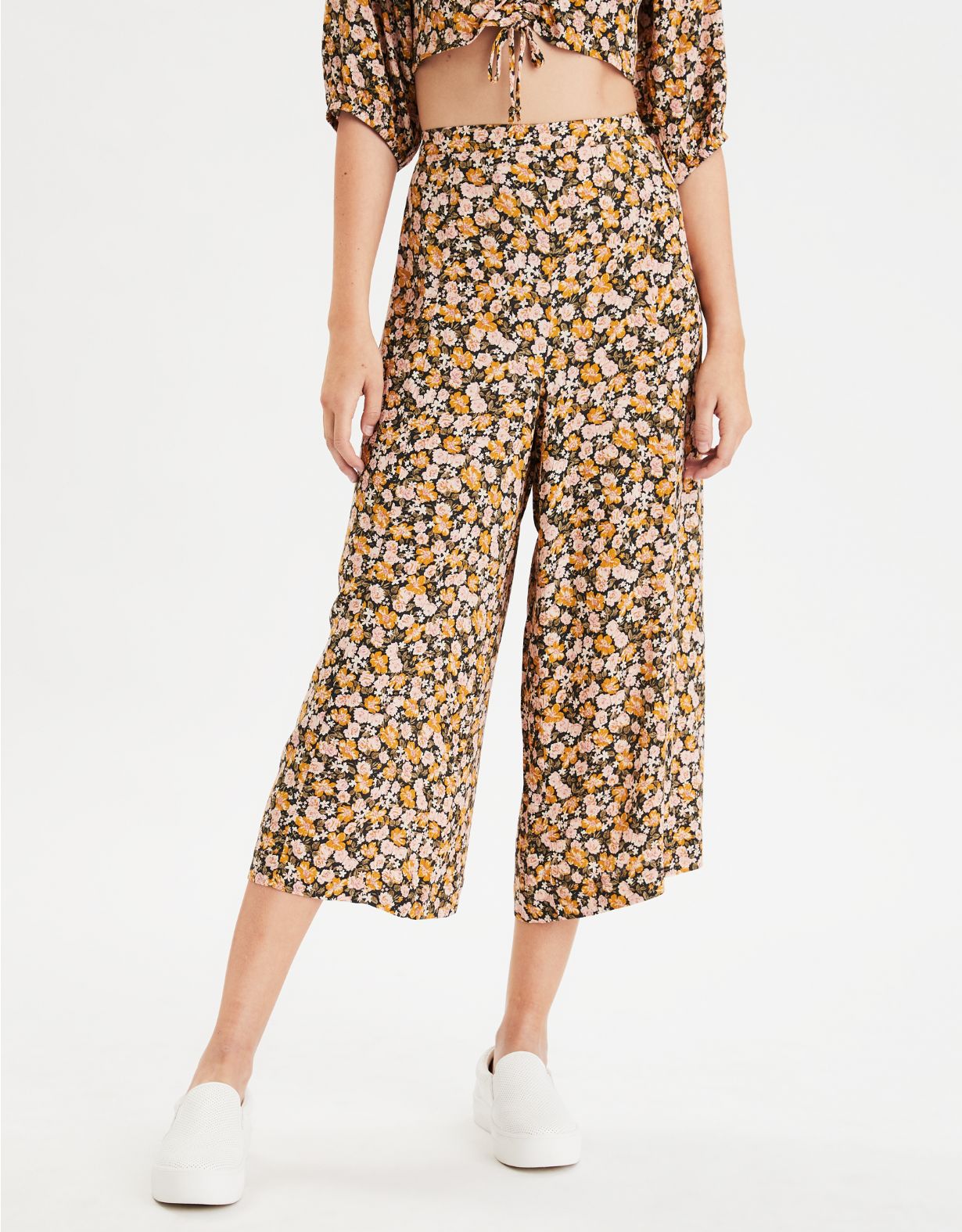 AE High-Waisted Floral Wide Leg Pant