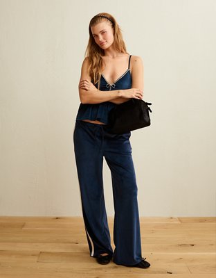 Женские брюки American Eagle AE Velvet Wide-Leg Track, цвет: Тёмный индиго — фото 1