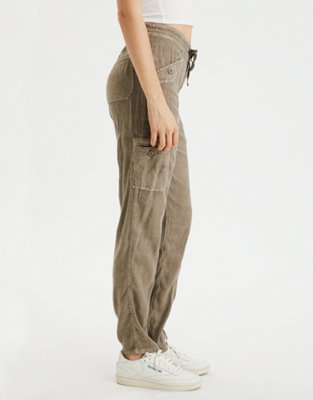 Женские брюки American Eagle AE High-Waisted Cargo Taper Pant — фото 3
