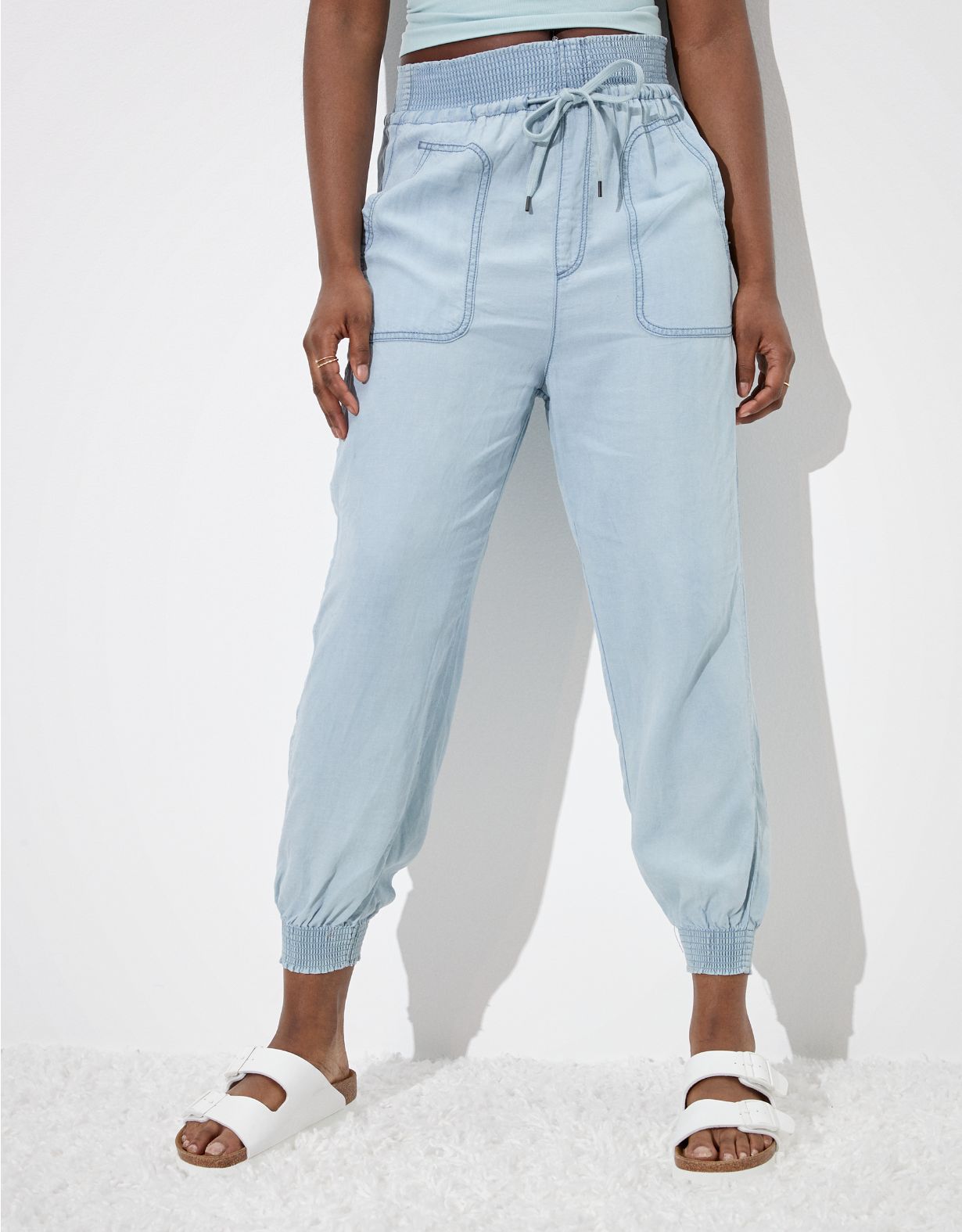 AE High-Waisted Lounge Jogger