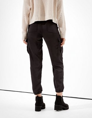 Женские брюки American Eagle AE Super High-Waisted Satin Jogger Pant — фото 2