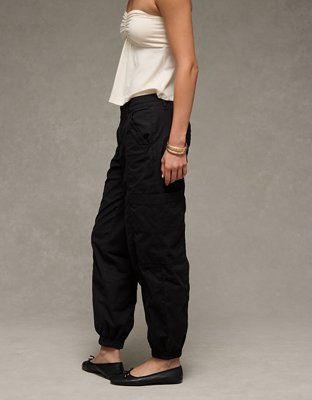 AE Snappy Stretch High-Waisted Baggy Cargo Jogger