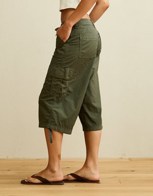 AE Super Low-Rise Baggy Capri Pant