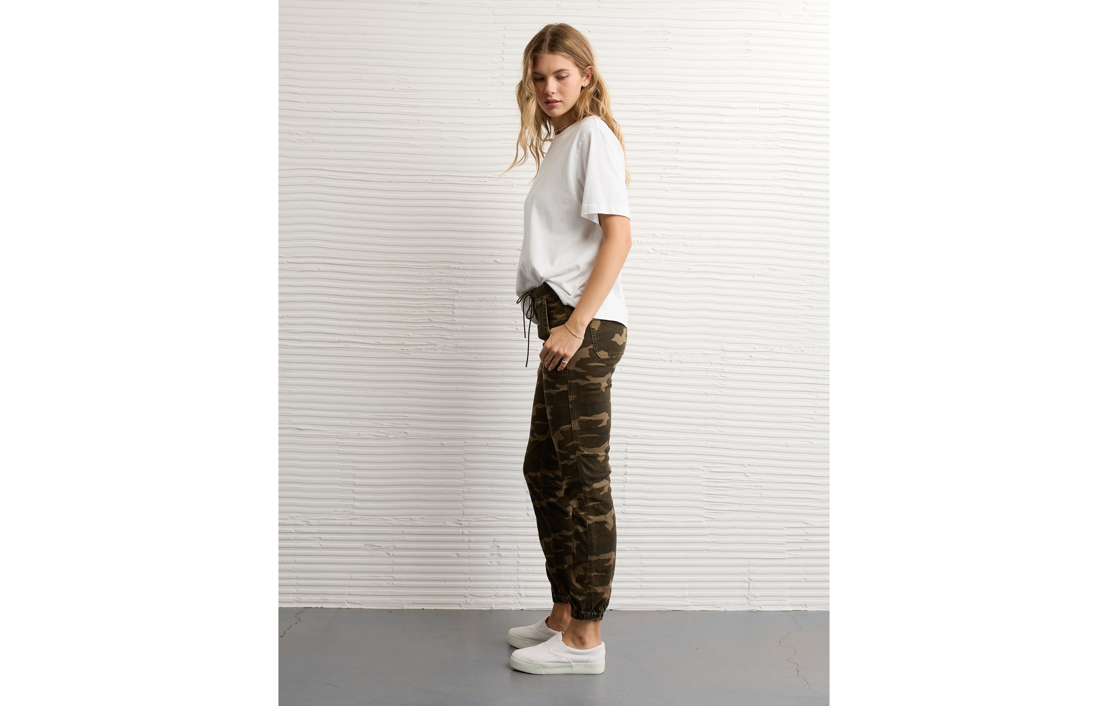 AE Next Level High-Waisted Jegging Jogger