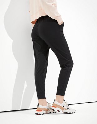 AE Lightweight Everywhere Jogger