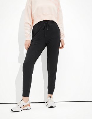 AE Lightweight Everywhere Jogger