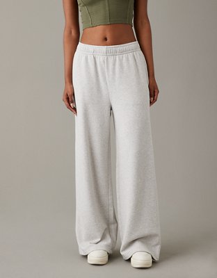 AE High-Waisted Baggy Wide-Leg Sweatpant