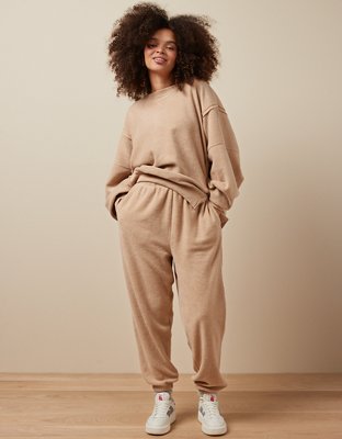 AE High-Waisted Satin Baggy Cargo Jogger