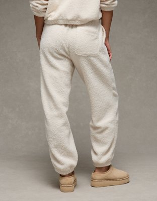 AE High-Waisted Sherpa Jogger Pant