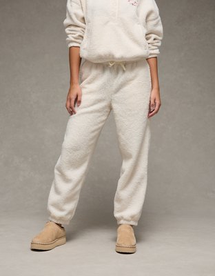 AE High-Waisted Sherpa Jogger Pant