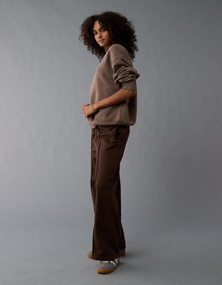 AE Everyday Luxe Wide-Leg Sweatpant