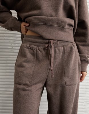 AE Everyday Luxe Wide-Leg Sweatpant