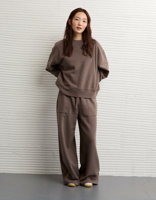 AE Everyday Luxe Wide-Leg Sweatpant