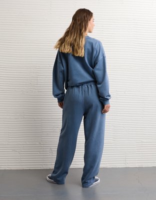AE Everyday Luxe Barrel Sweatpant