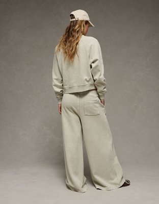 AE Everyday Luxe Wide-Leg Sweatpant