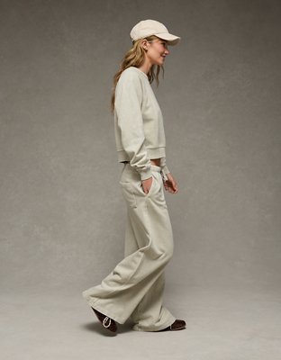 AE Everyday Luxe Wide-Leg Sweatpant