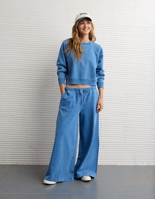AE Everyday Luxe Wide-Leg Sweatpant