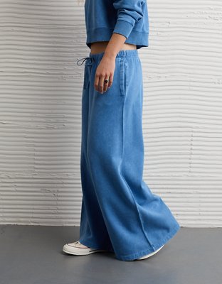 AE Everyday Luxe Wide-Leg Sweatpant