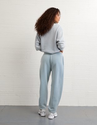 AE Everyday Luxe Barrel Sweatpant