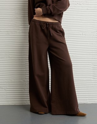 AE Everyday Luxe Wide-Leg Sweatpant