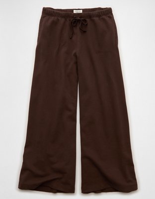 AE Wide-Leg Sweatpant