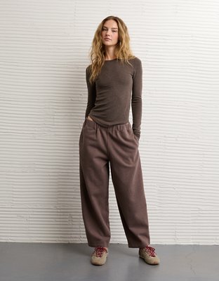 AE Everyday Luxe Barrel Sweatpant