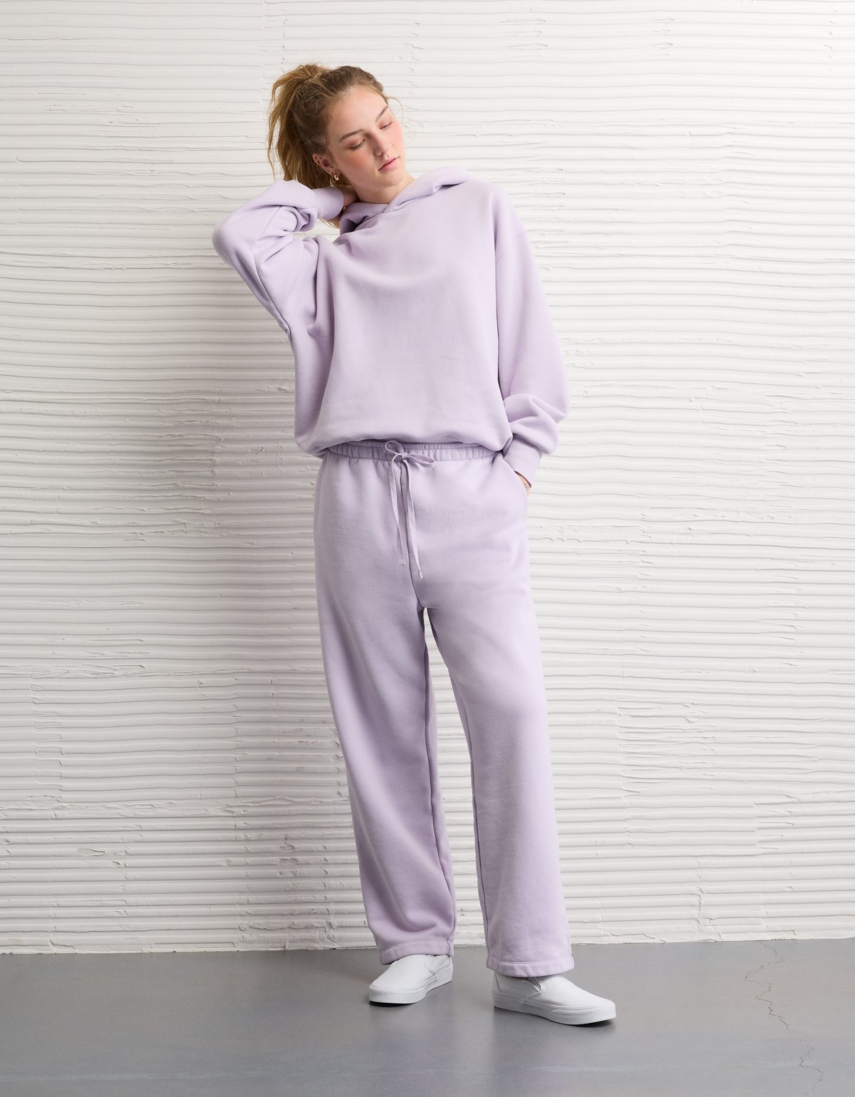 AE Everyday Luxe Barrel Sweatpant - image 2