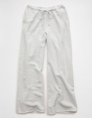 AE Campus Low-Rise Wide-Leg Sweatpant