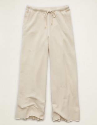 AE Campus Low-Rise Wide-Leg Sweatpant