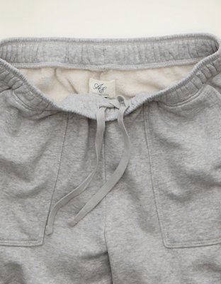 AE Everyday Luxe Cargo Wide-Leg Sweatpant