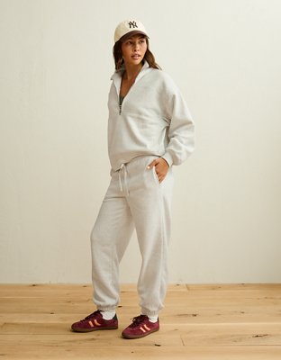 AE Everyday Luxe Low-Rise Baggy Jogger