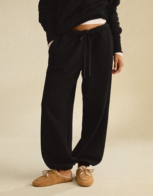 AE Everyday Luxe Low-Rise Baggy Jogger