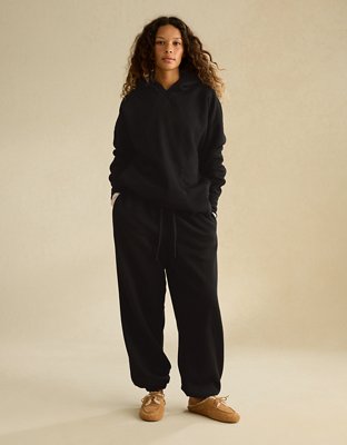 AE Everyday Luxe Low-Rise Baggy Jogger