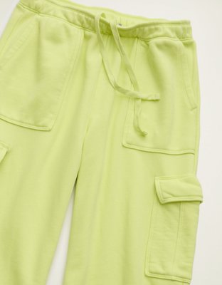 AE Everyday Luxe Cargo Wide-Leg Sweatpant