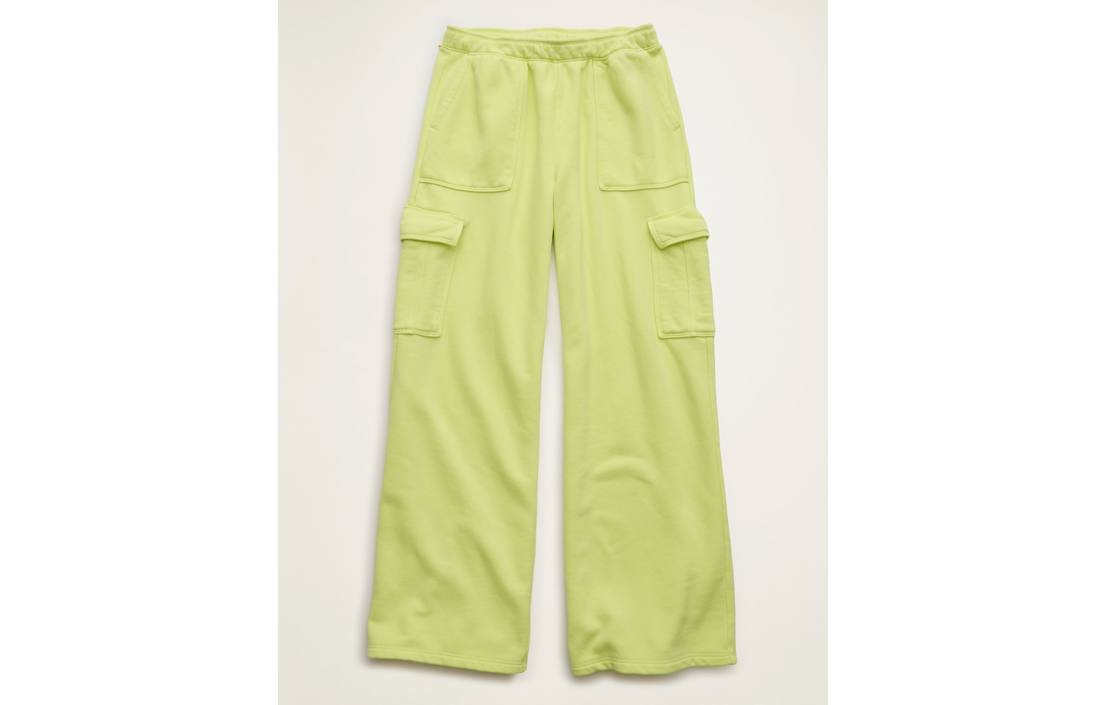 AE Everyday Luxe Cargo Wide-Leg Sweatpant