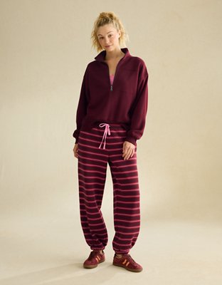 AE Everyday Luxe Low-Rise Baggy Jogger