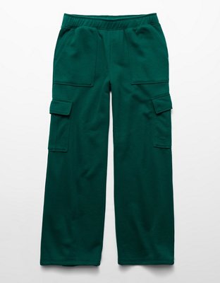 AE Everyday Luxe Cargo Wide-Leg Sweatpant