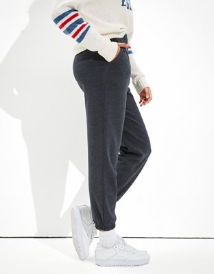 Женские брюки American Eagle AE Fleece Boyfriend Jogger — фото 4