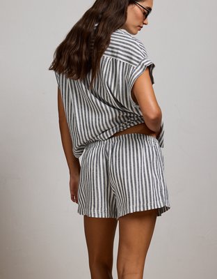 AE77 Linen Pull-On Short