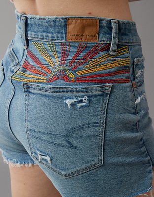 Женские джинсы American Eagle AE Strigid Mom Embroidered Denim Short — фото 6