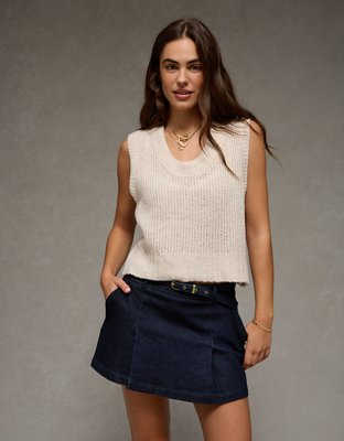 AE Whoa So Soft Scoop Neck Vest